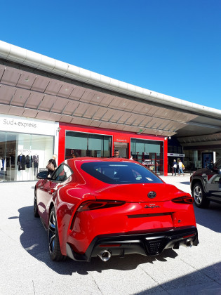 La nouvelle Toyota GR Supra élue voiture la + chic !